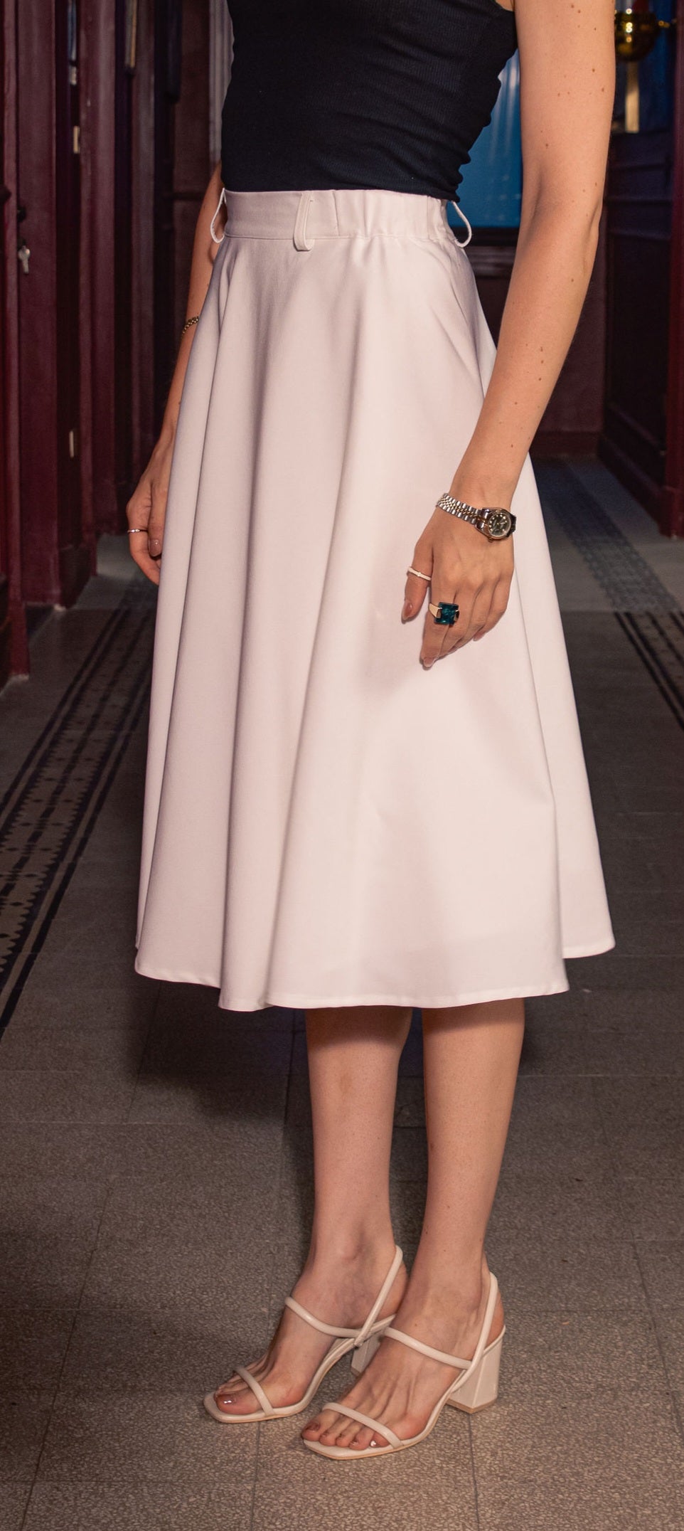 WHITE MIDI SKIRT