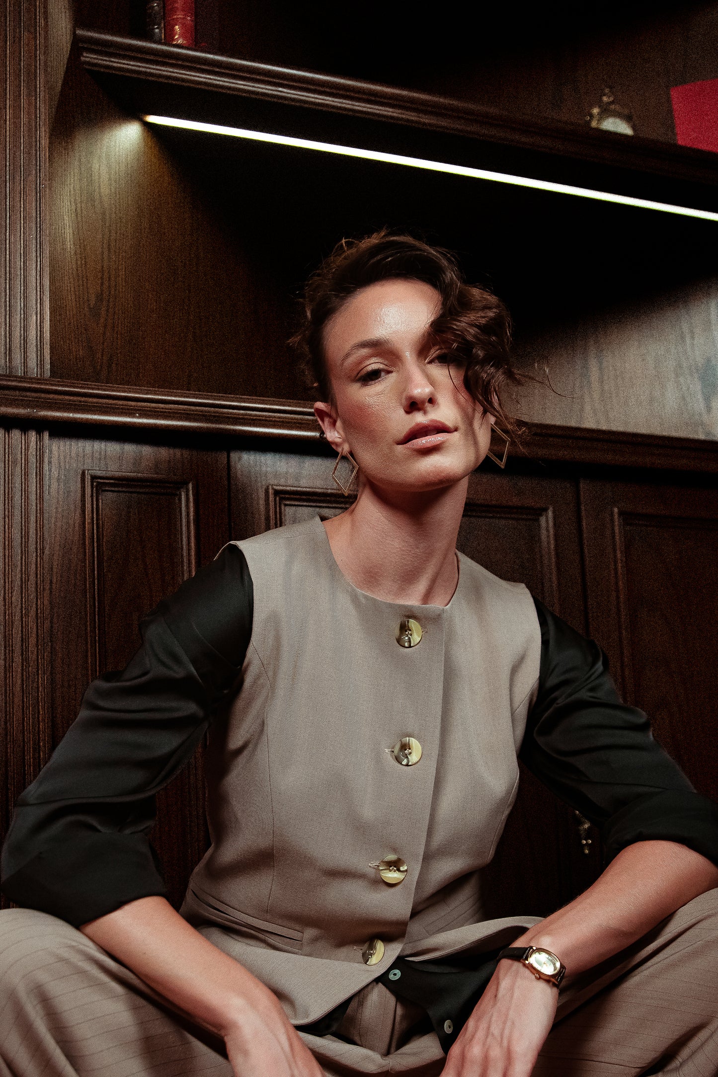 THE TAILORED WAISTCOAST