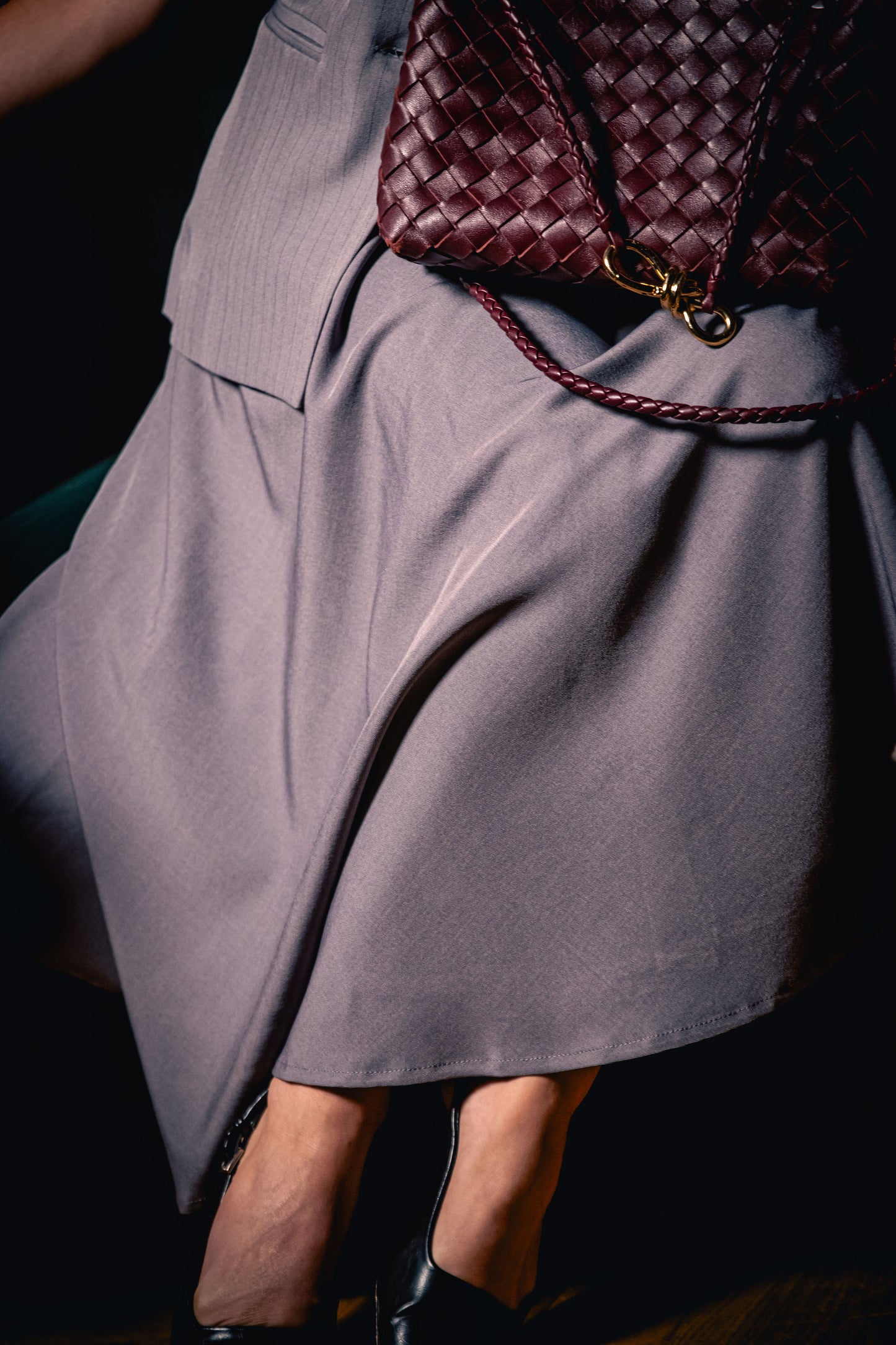 GRAY MIDI SKIRT